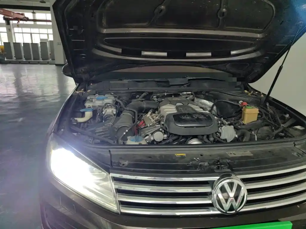 Volkswagen Touareg 2017 3.0TSI Explorer Edition фото 20