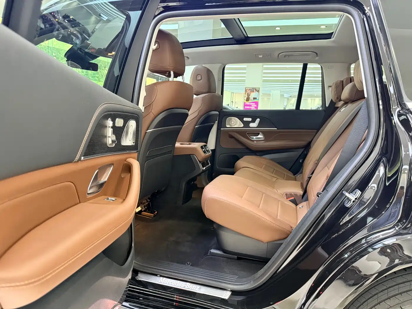 Mercedes-Benz GLS 2025 GLS 450 4MATIC Fashion фото 8
