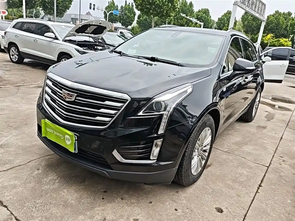Cadillac XT5 2018 28E AWD Technology Model