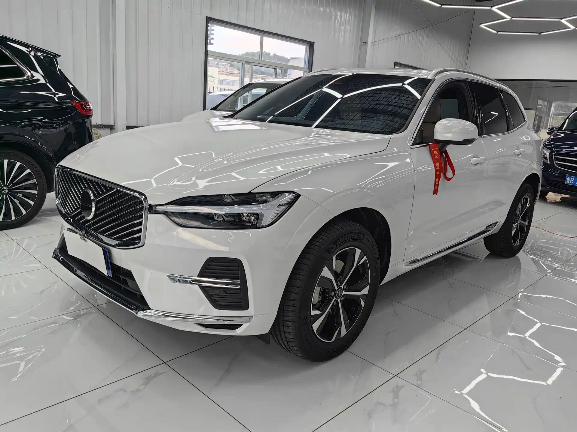 Photo 1 - Volvo XC60