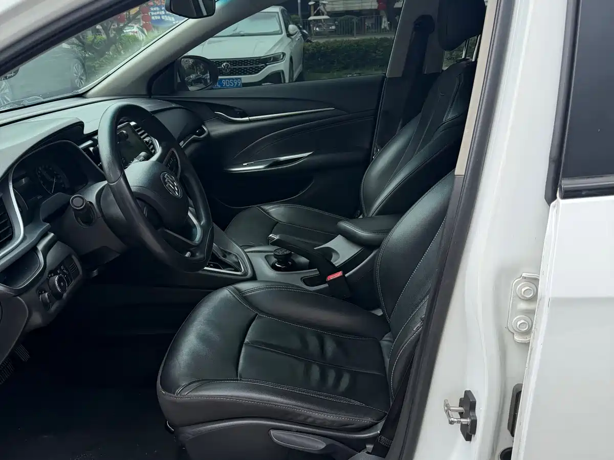 Buick Excelle 2015 15N Automatic Luxury фото 4