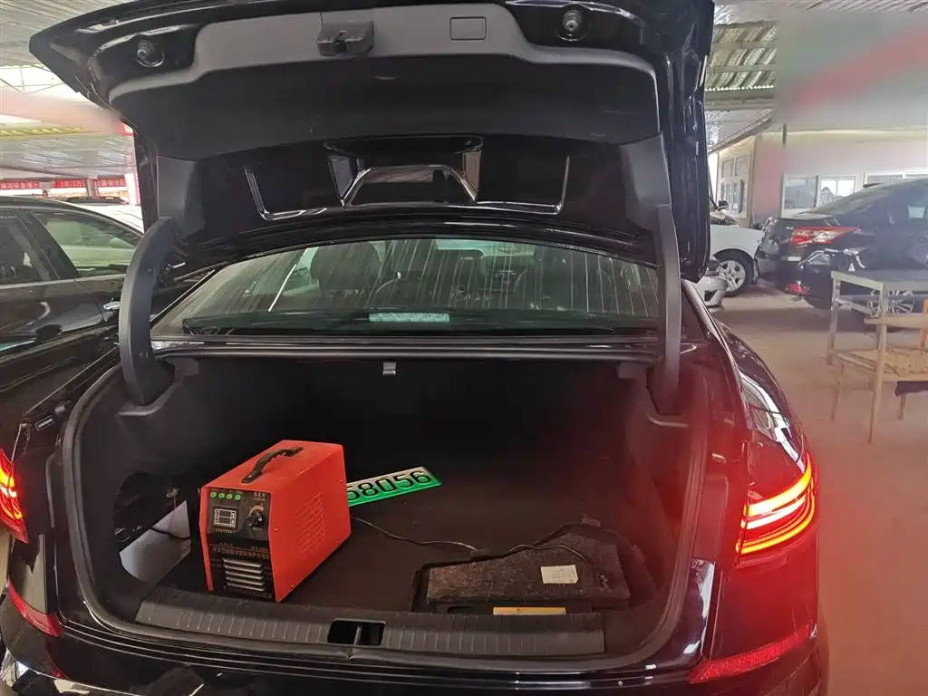 Volkswagen Passat New Energy 2022 430PHEV Hybrid Elite Edition фото 15