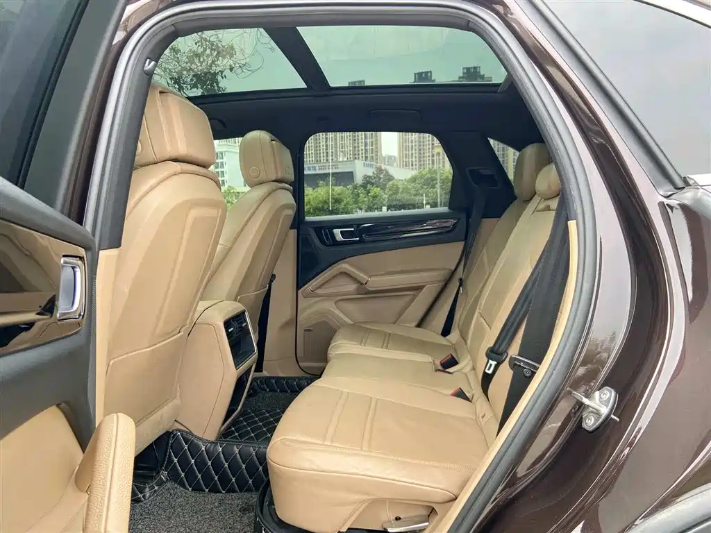 Porsche Cayenne 2018 Cayenne 3.0T фото 9