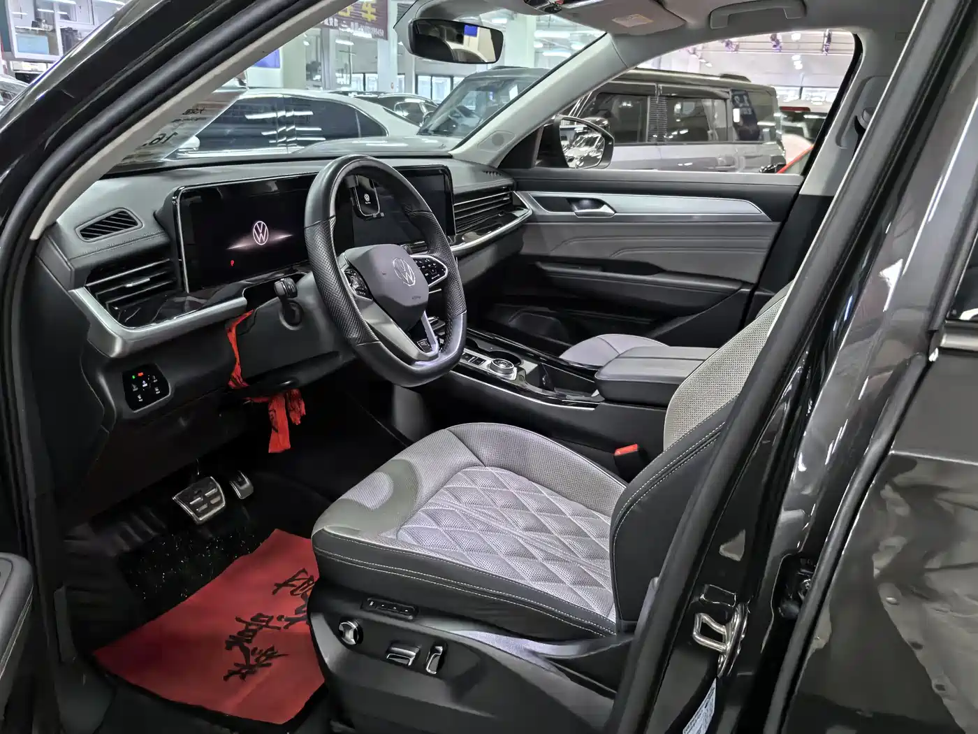Volkswagen Talagon 2023 380TSI 4WD R-Line Touring Edition фото 7