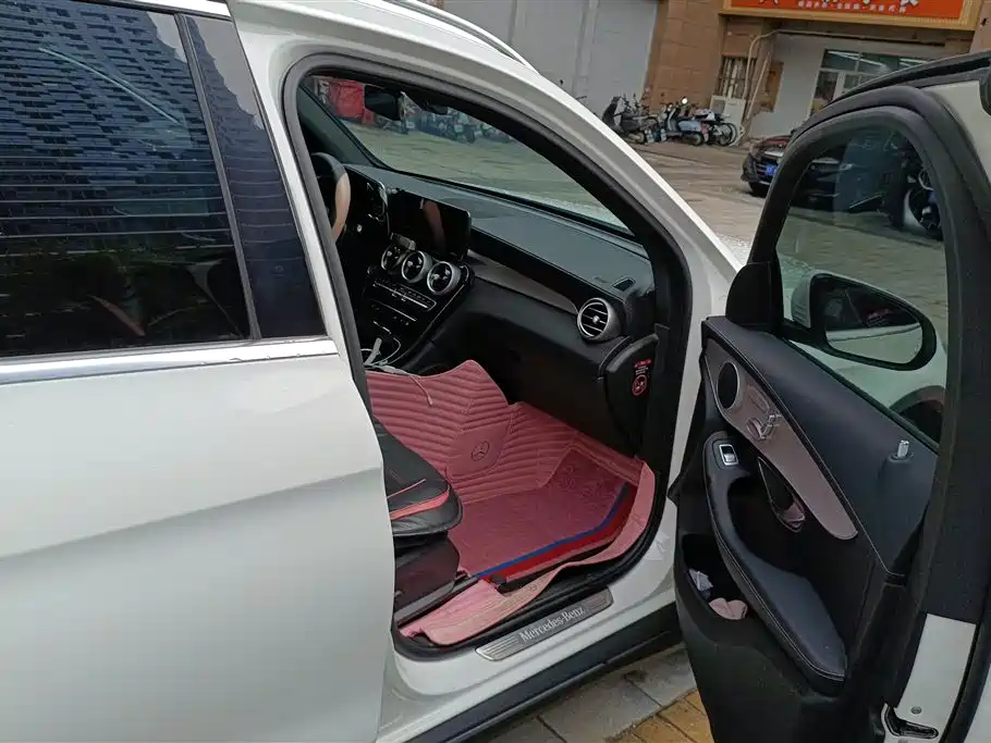 Mercedes-Benz GLC 2020 GLC 260 L 4MATIC Dynamic фото 8