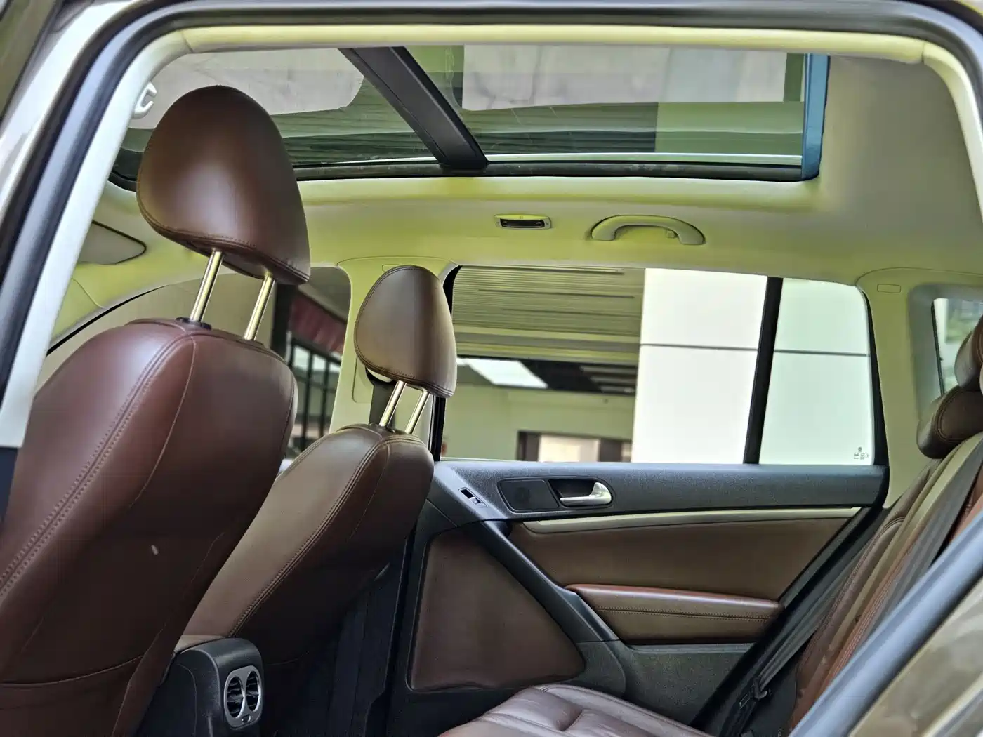 Volkswagen Tiguan 2013 1.8TSI Auto 4WD Luxury фото 20