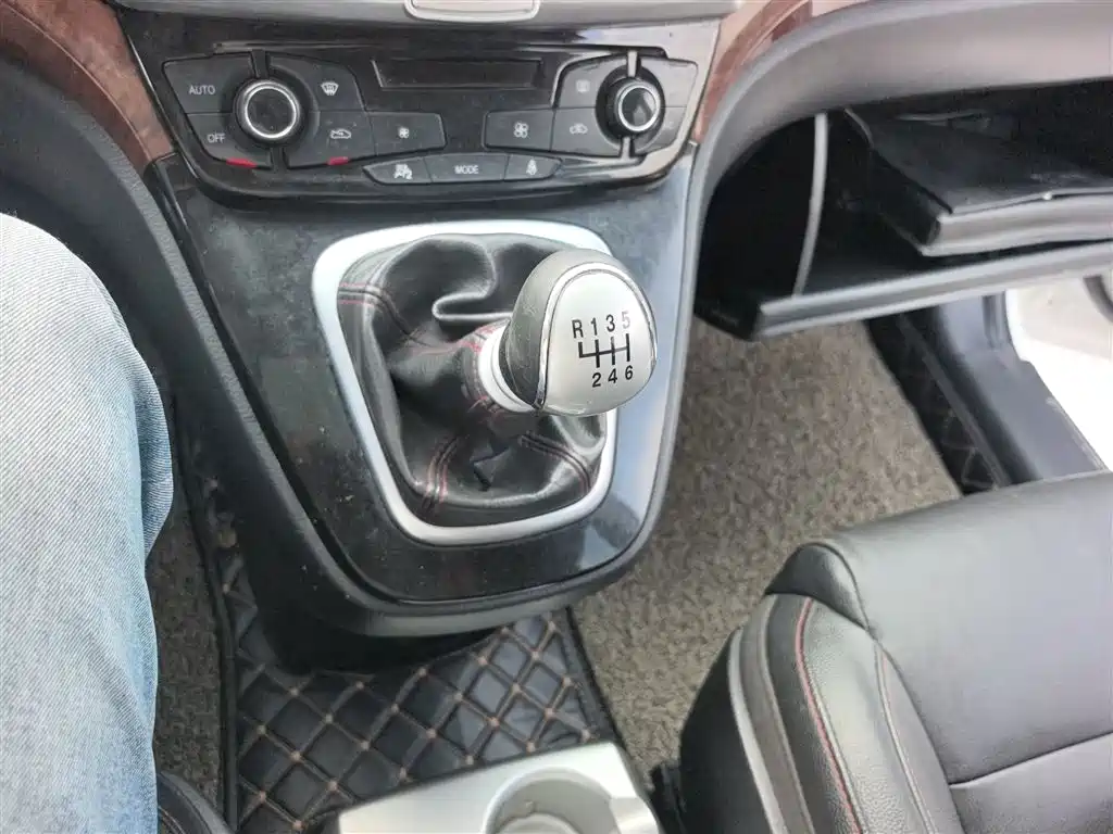Haval H6 2014 Sport 1.5T Manual 2WD Elite фото 14