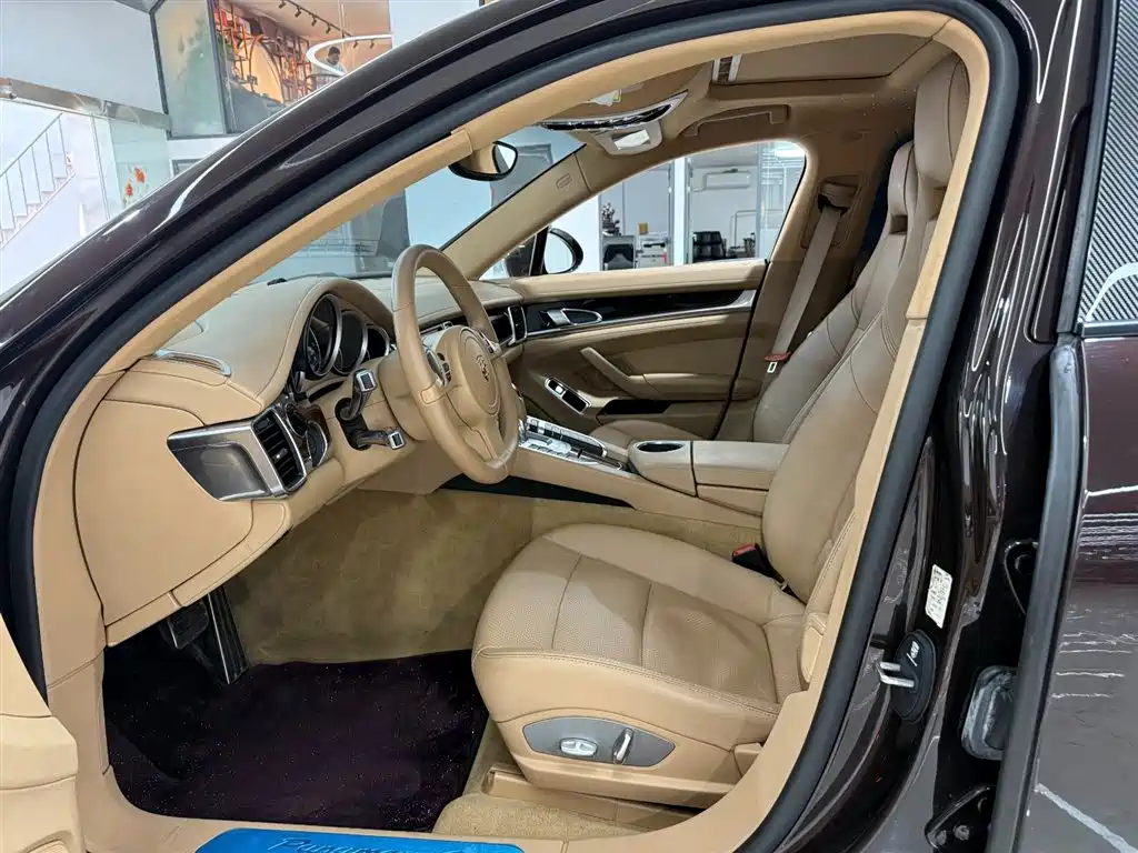 Porsche Panamera 2010 Panamera 3.6L фото 4