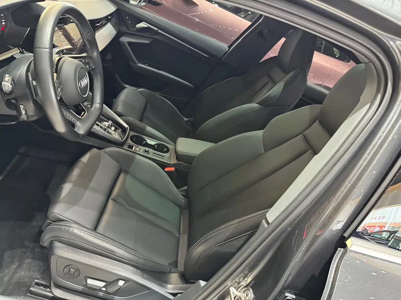Audi A3 2024 Model A3L Limousine 35 TFSI Fashion Sport фото 13