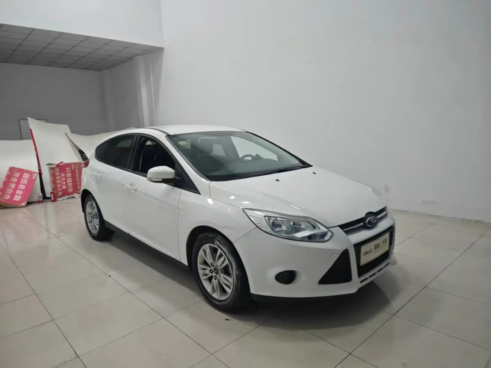 Фото 3 - Ford Focus