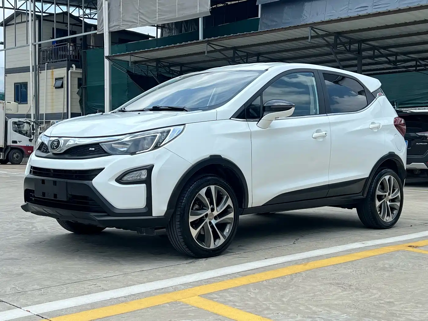 BYD Yuan 2017 1.5L Auto Cool Connect