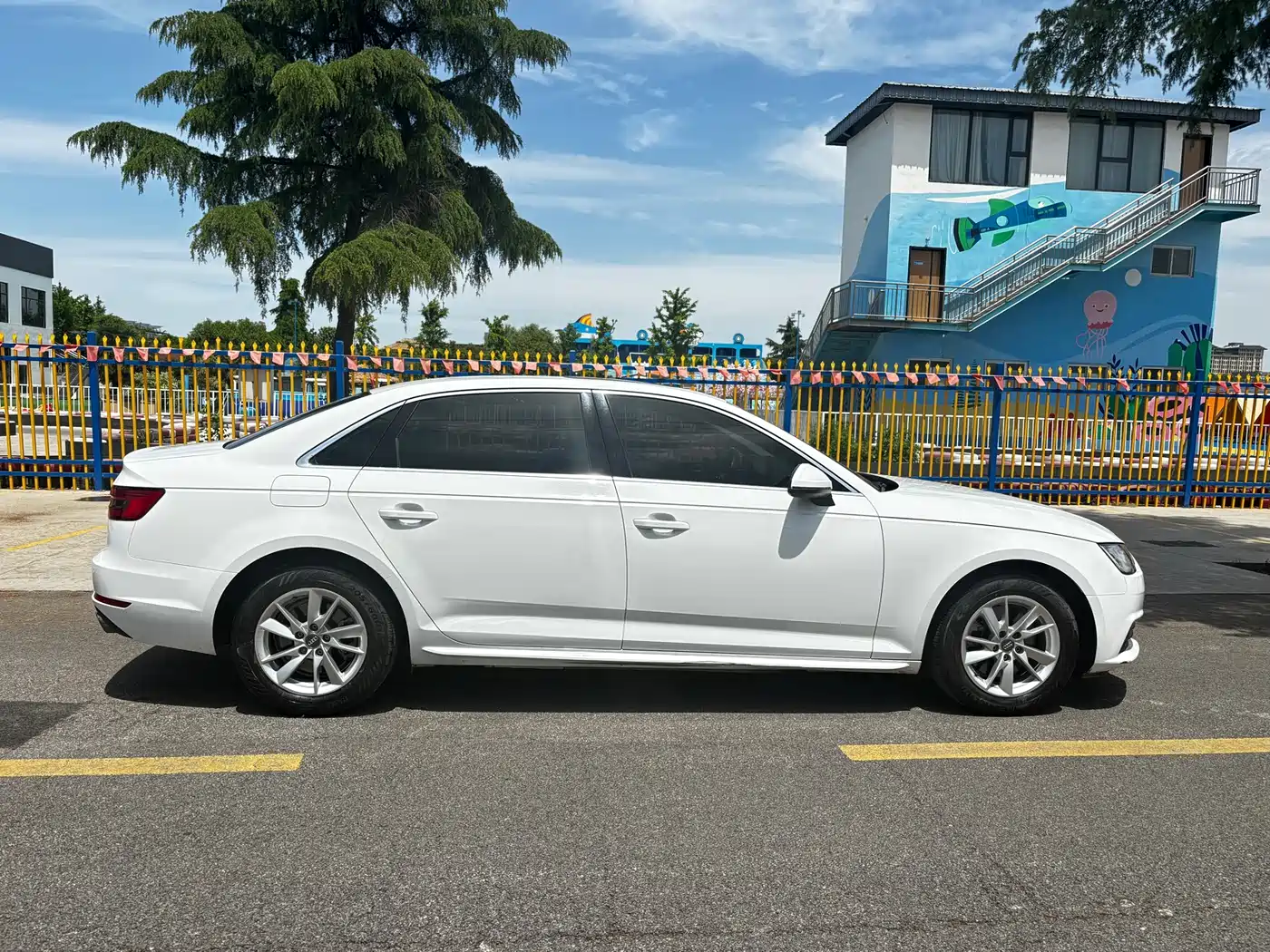 Audi A4L 2017 Plus 40 TFSI Progressive фото 6