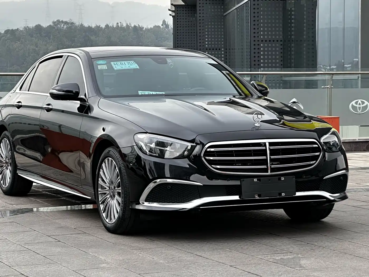  E CLASS