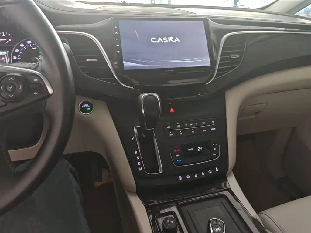 Buick GL8 2018 ES 28T Comfort Type China VI фото 17
