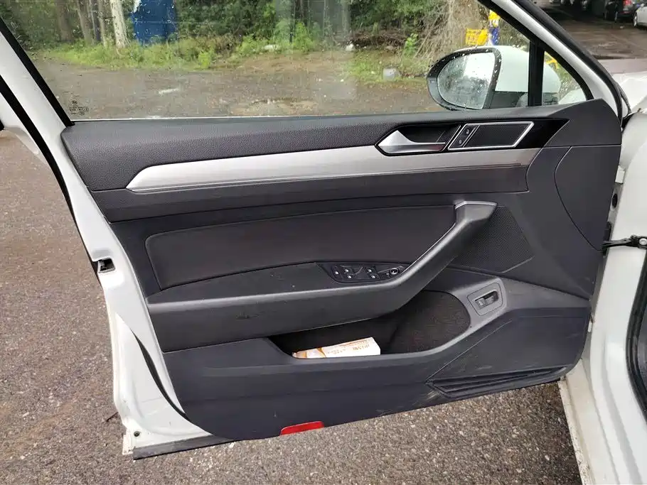 Volkswagen Magotan 2017 330TSI DSG Leading фото 7