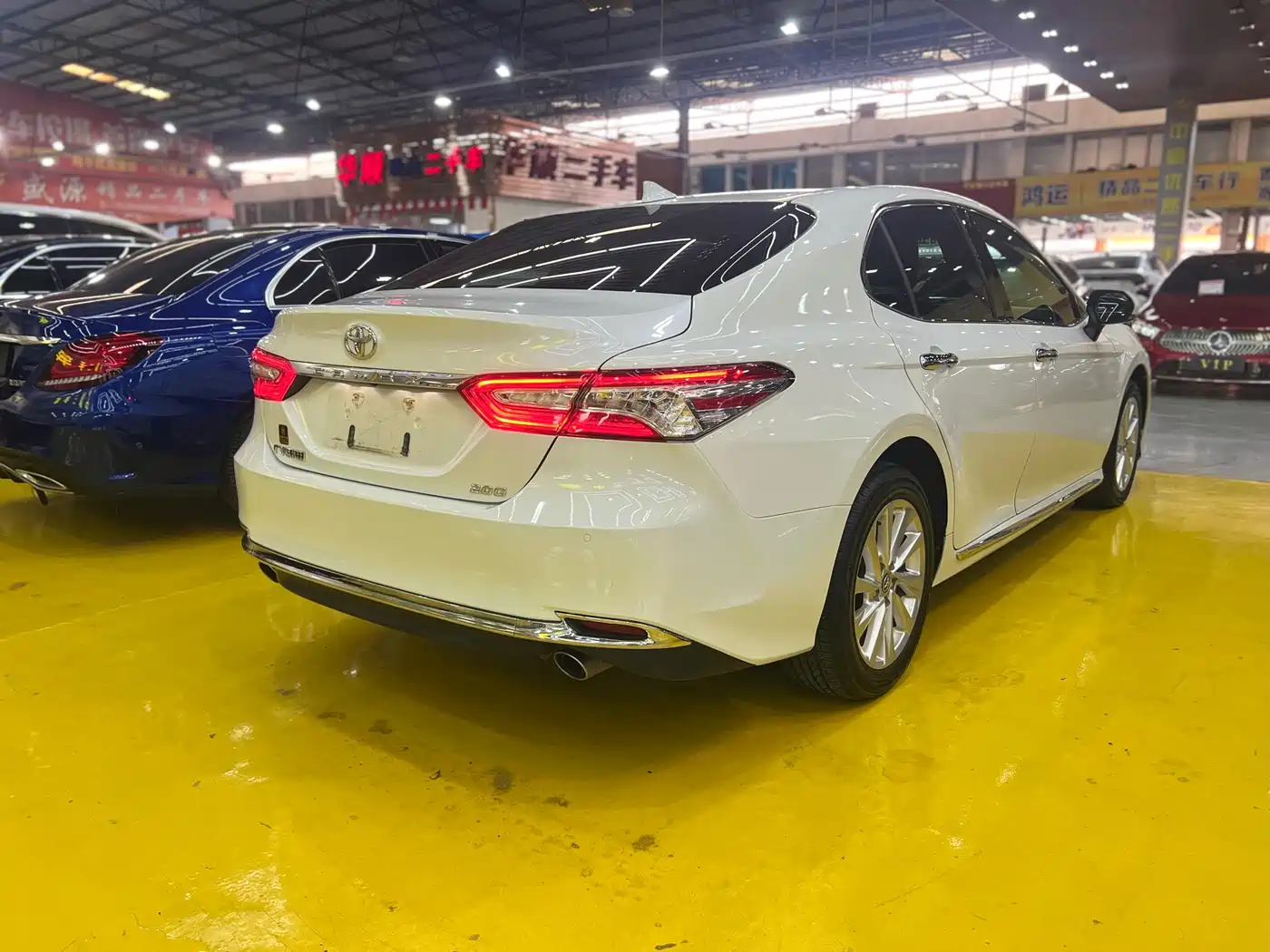 Toyota Camry 2023 2.0G Luxury Edition фото 6