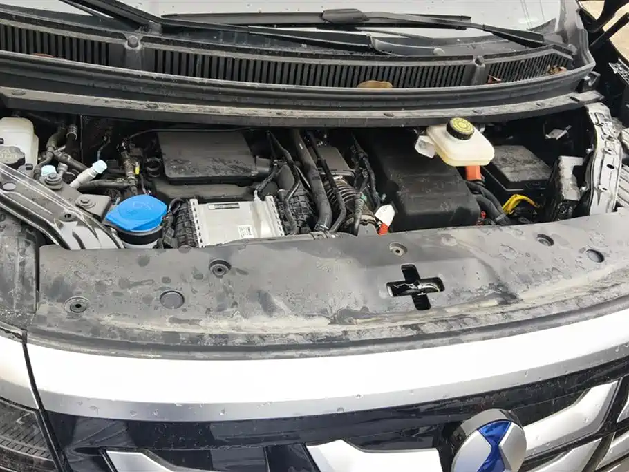 Denza D9 2025 DM-i Smart Drive Edition 1020 AWD Premium фото 10