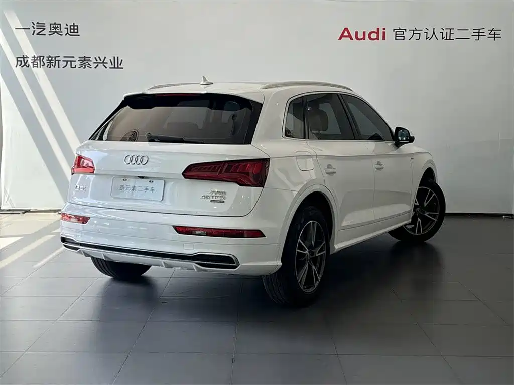 Audi Q5L 2018 45 TFSI Exclusive Fashion (China V) фото 4