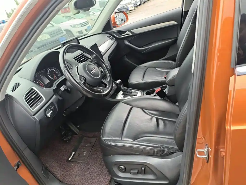 Audi Q3 2015 35 TFSI quattro Technology фото 15