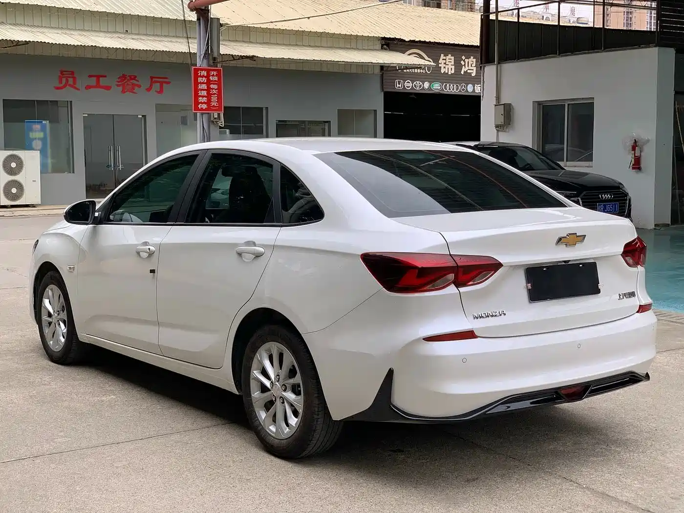 CHEVROLET CRUZE