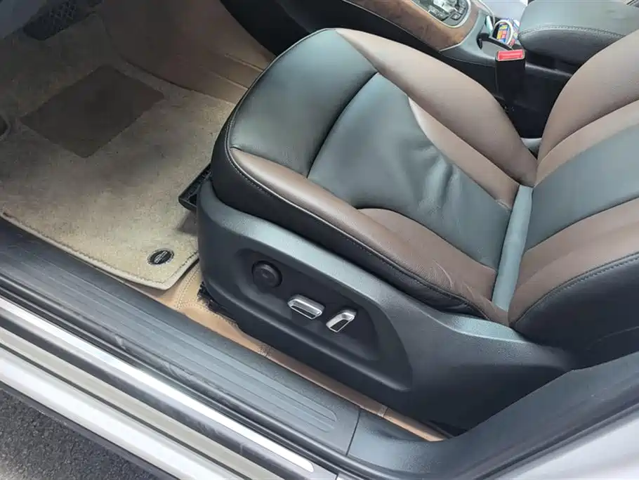Audi Q5 2017 Plus 40 TFSI Comfort фото 9