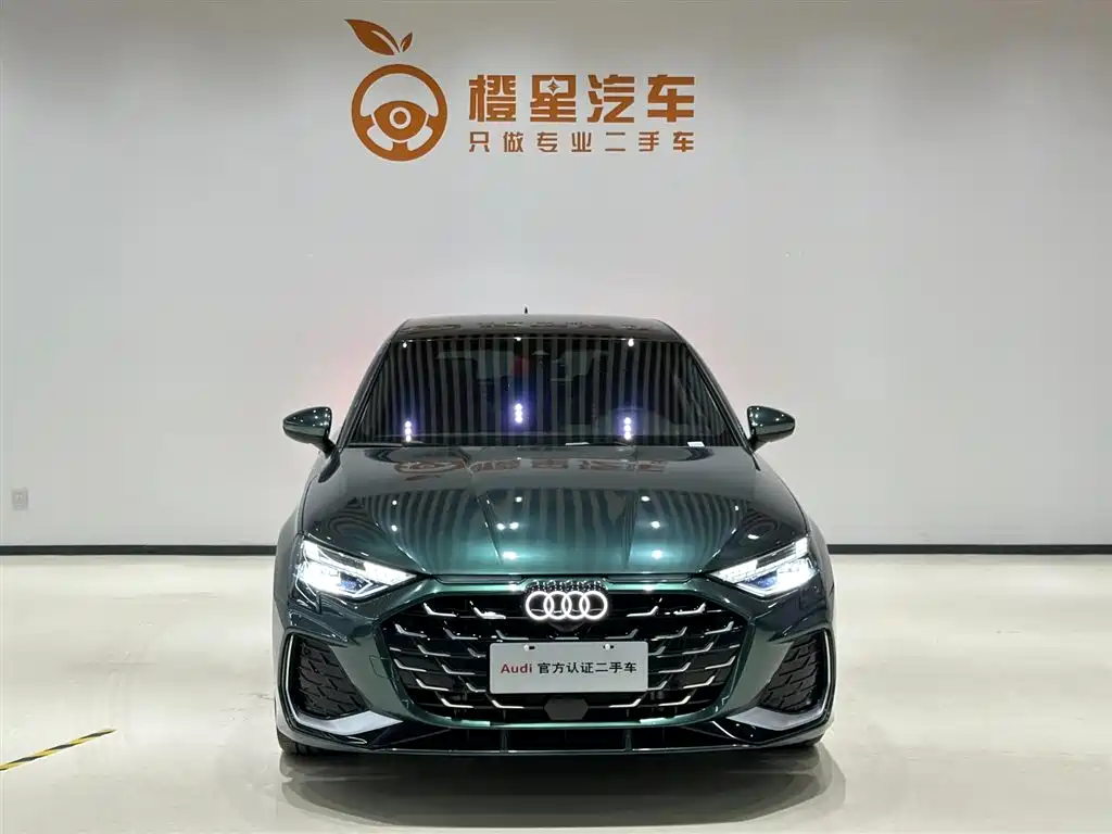 Audi A3 2025 Sportback 35TFSI Flying Premium фото 2
