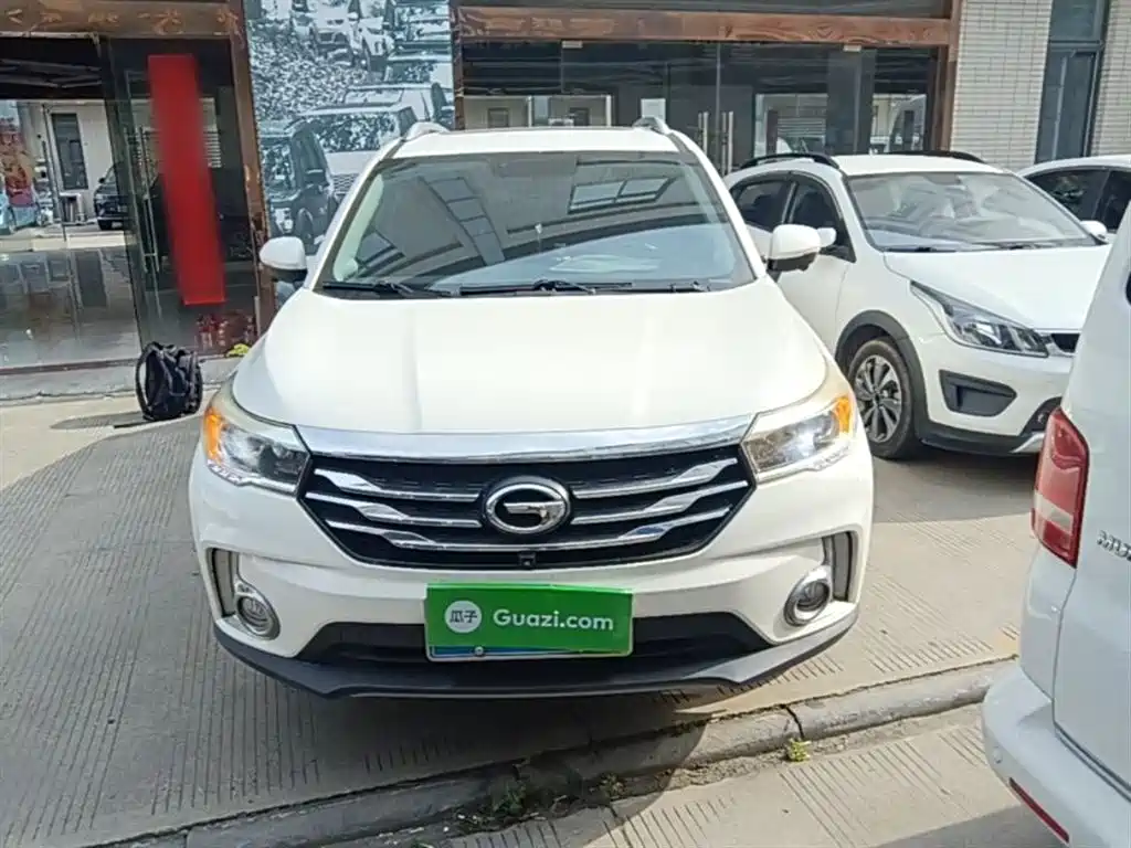 GAC Trumpchi Trumpchi GS4 2017 235T Automatic 2WD Luxury Smart Connected Edition фото 3