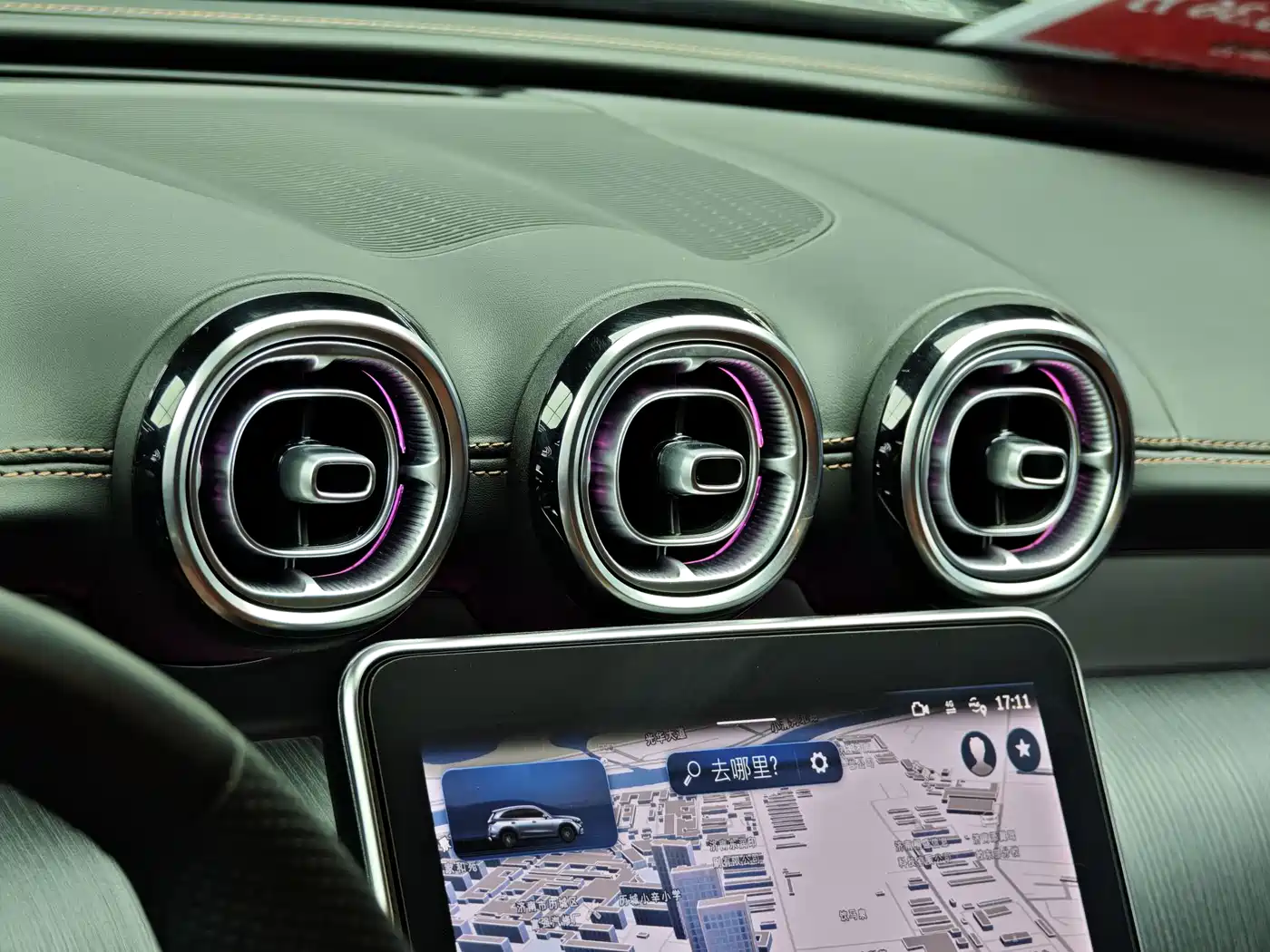 Mercedes-Benz GLC 2024 GLC 260 L 4MATIC Luxury 5-seater фото 15