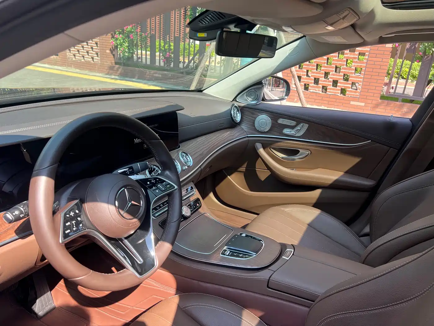 Mercedes-Benz E-Class 2023 E 300 L Sport Fashion фото 15