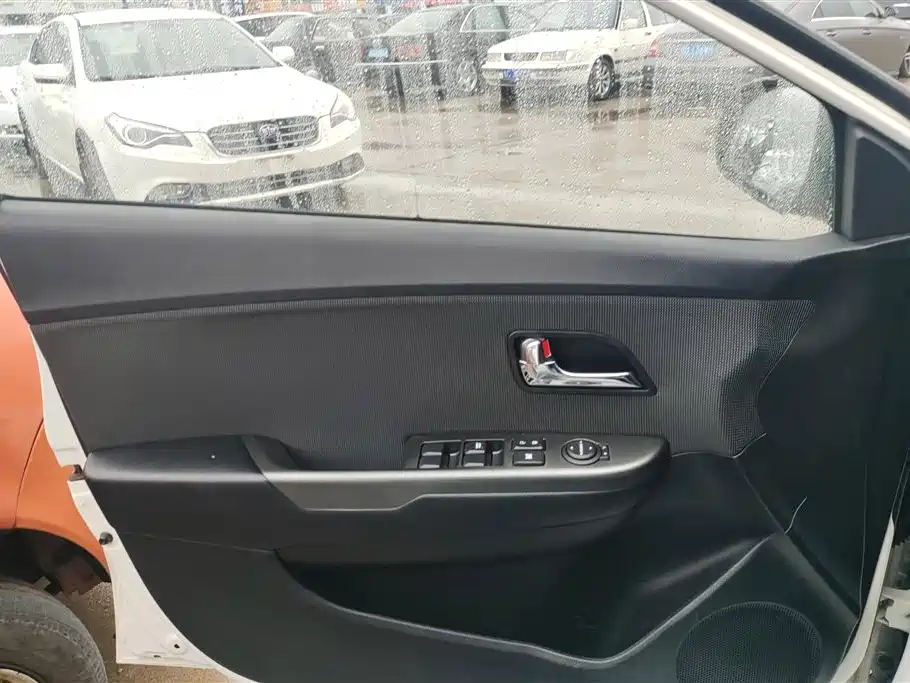 Kia K2 2015 Sedan 1.4L AT TOP фото 7
