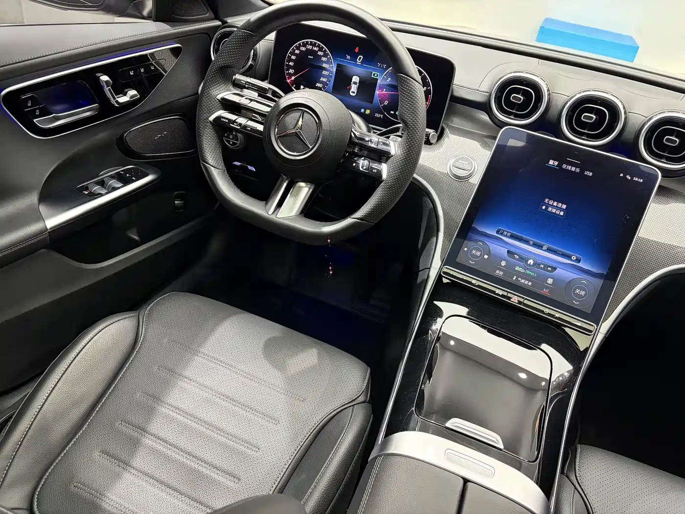 Mercedes-Benz C-Class 2023 C 200 L Sport фото 8