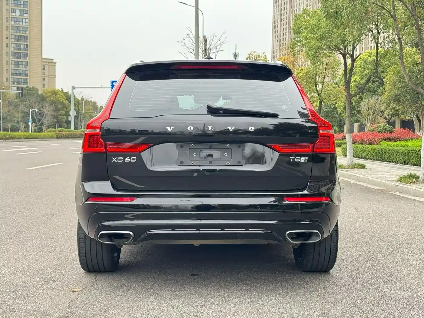 VOLVO XC60 PLUG IN HYBRID