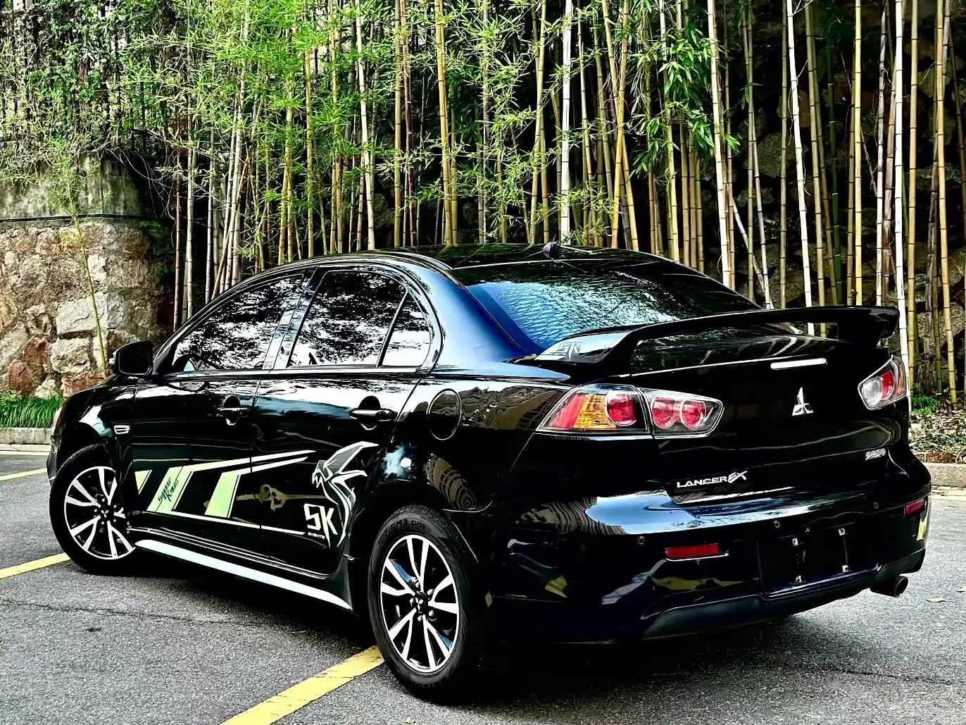 Mitsubishi Lancer EX 2015 1.8L Manual Phantom Edition фото 7
