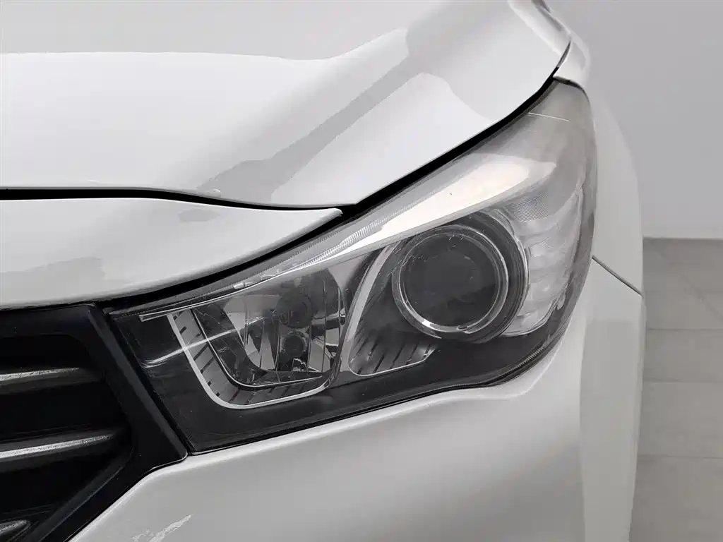 GAC Trumpchi Trumpchi GA3S Vision 2014 1.6L Manual Elite Edition фото 7