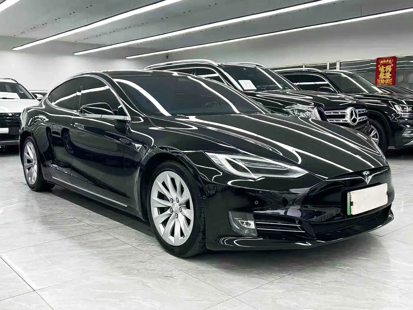 TESLA MODEL S