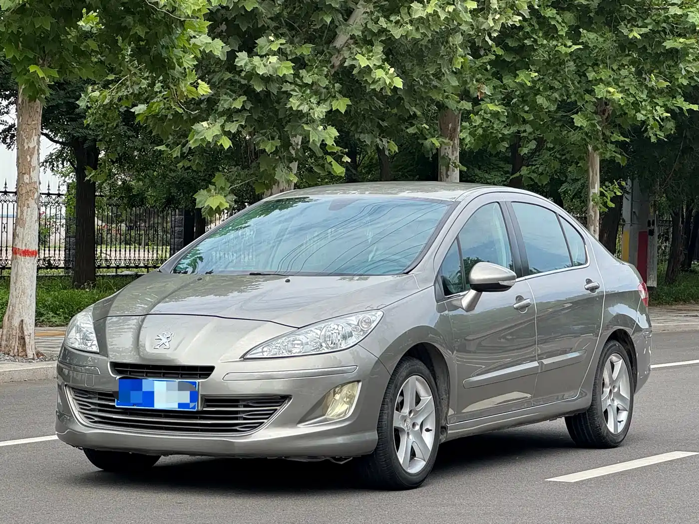 Peugeot 408 2013 2.0L Automatic Comfort Edition