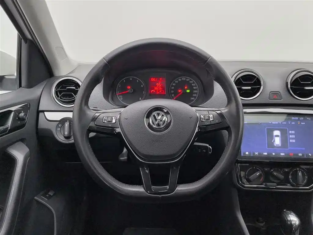 Volkswagen Jetta 2019 Dream Edition 1.5L Auto Comfort фото 11
