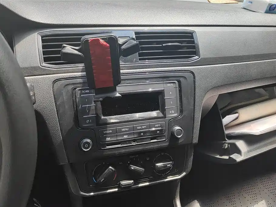 Volkswagen Santana 2019 1.5L Manual Trend China V фото 13