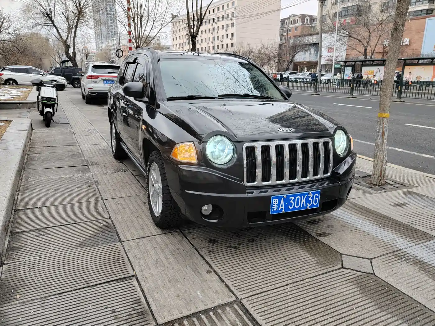 Jeep Compass (Import) 2010 2010 2.4L AWD Sport Edition