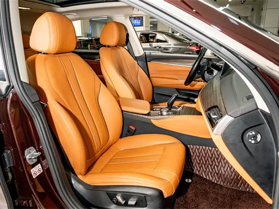 BMW 6 Series GT 2019 630i Luxury Design Package фото 20