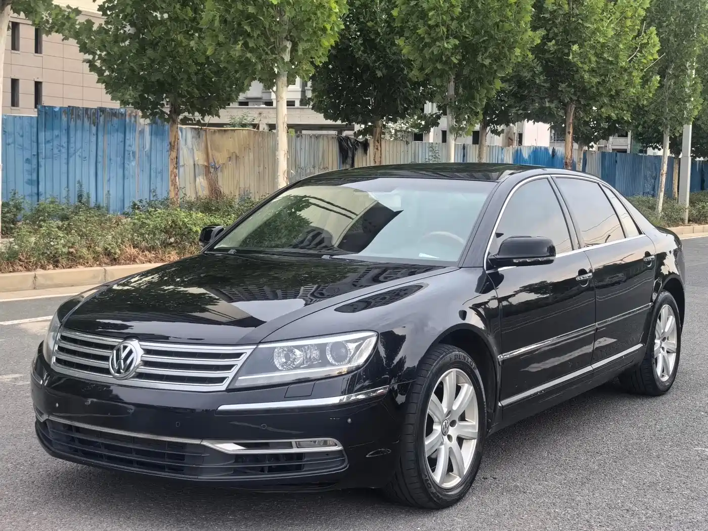 Volkswagen Phaeton 2011 3.6L V6 5-seat Extended Business Edition