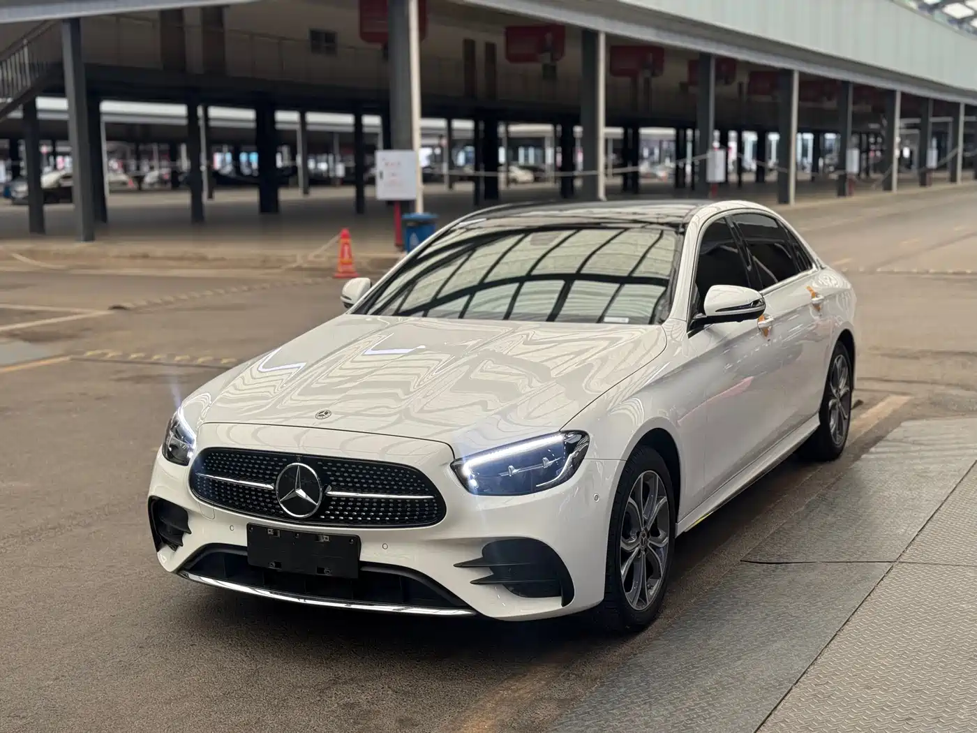 Mercedes-Benz E-Class 2023 E 300 L Sport Fashion