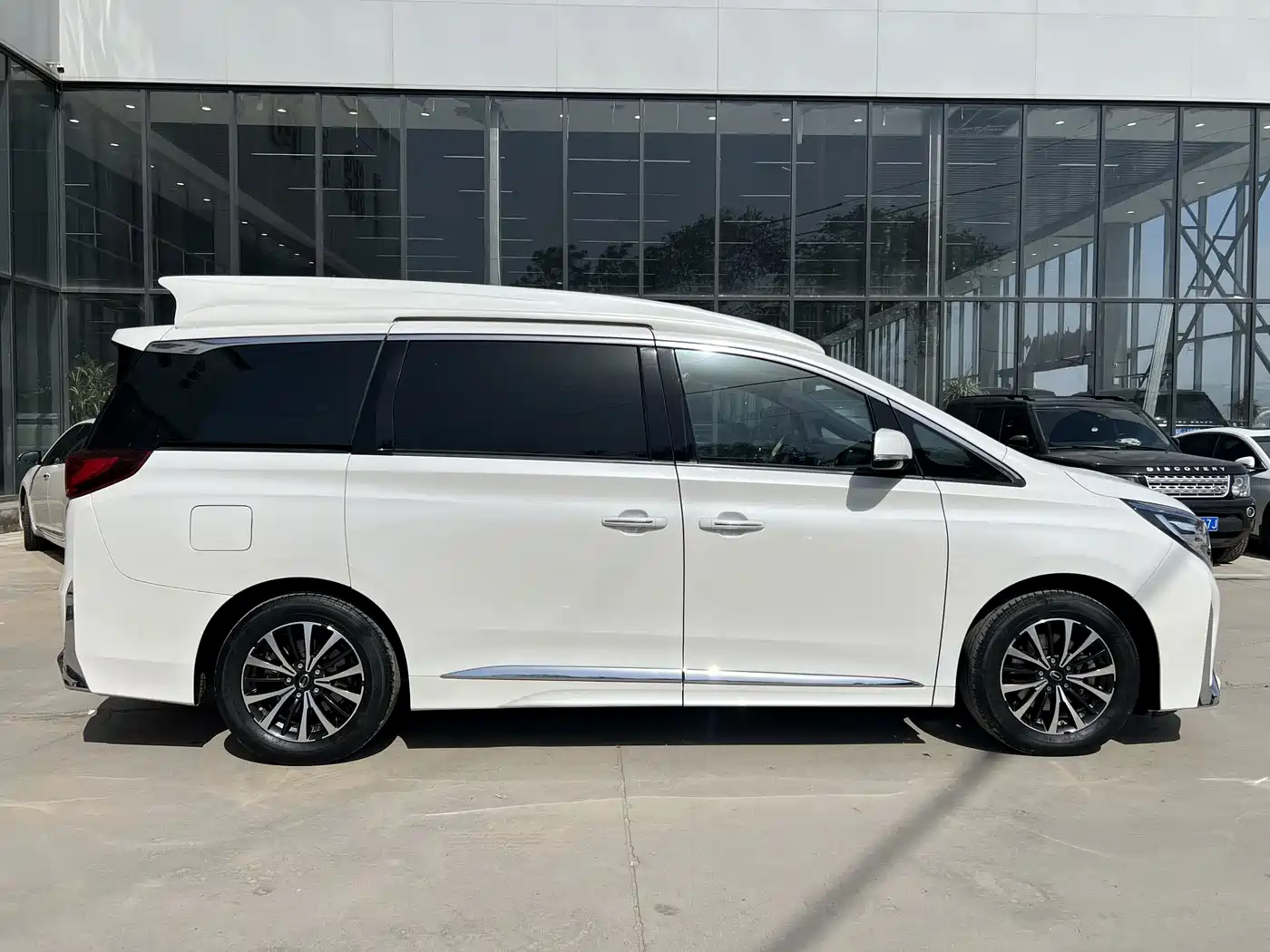 GAC Trumpchi Trumpchi M8 2021 Leading Show Series 390T Luxury Edition фото 13