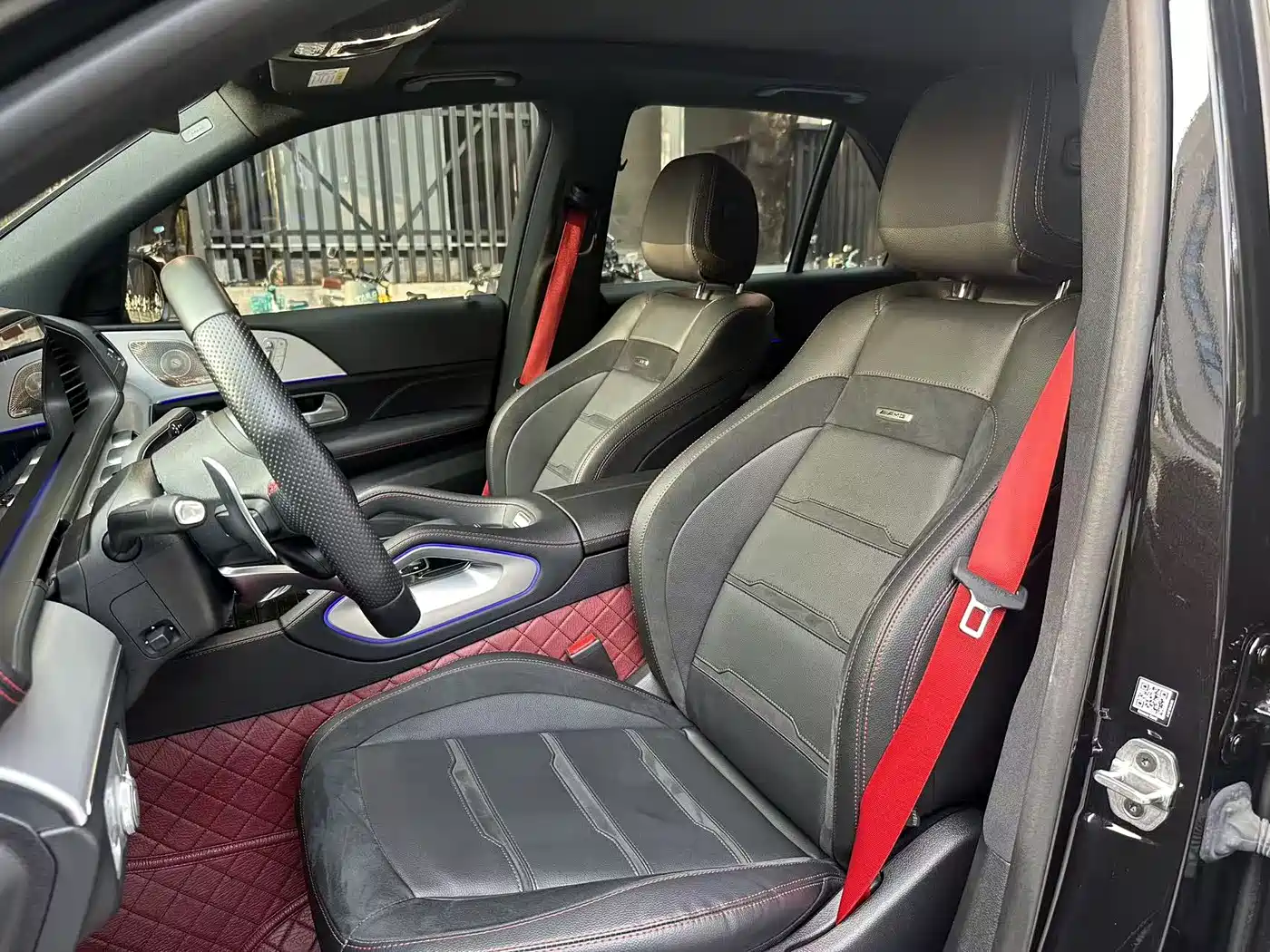 MERCEDES-BENZ GLE AMG