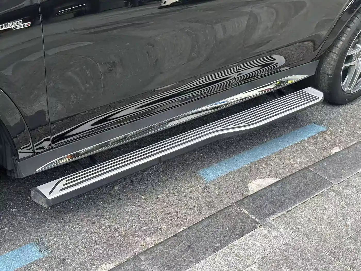 MERCEDES-BENZ GLE AMG