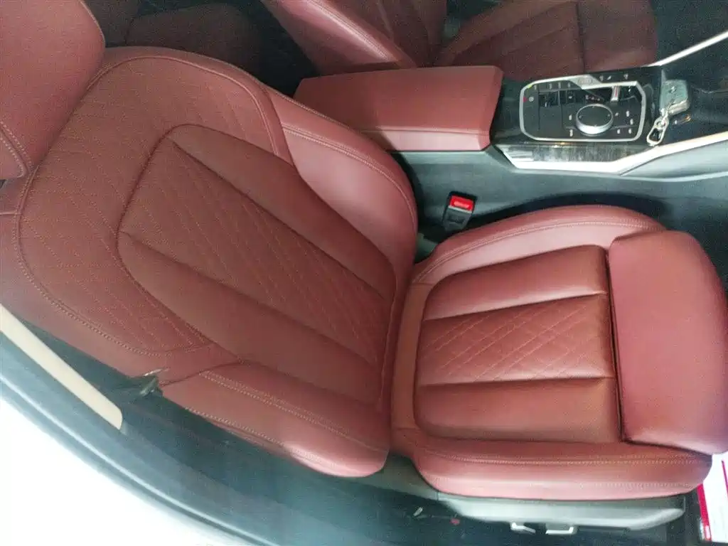 BMW 3 Series 2024 325Li M Sport Package фото 25