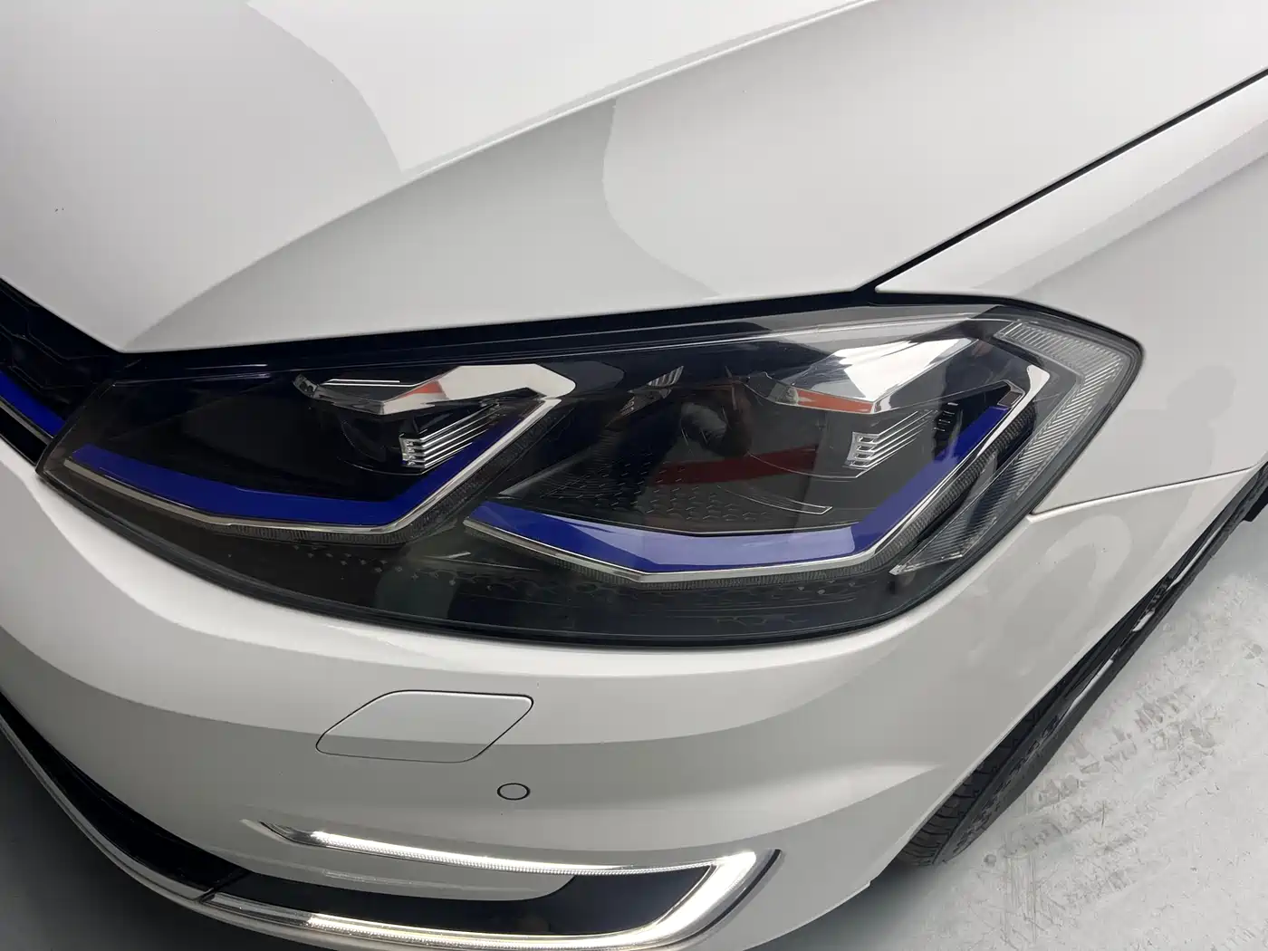 VOLKSWAGEN GOLF*PURE ELECTRICITY