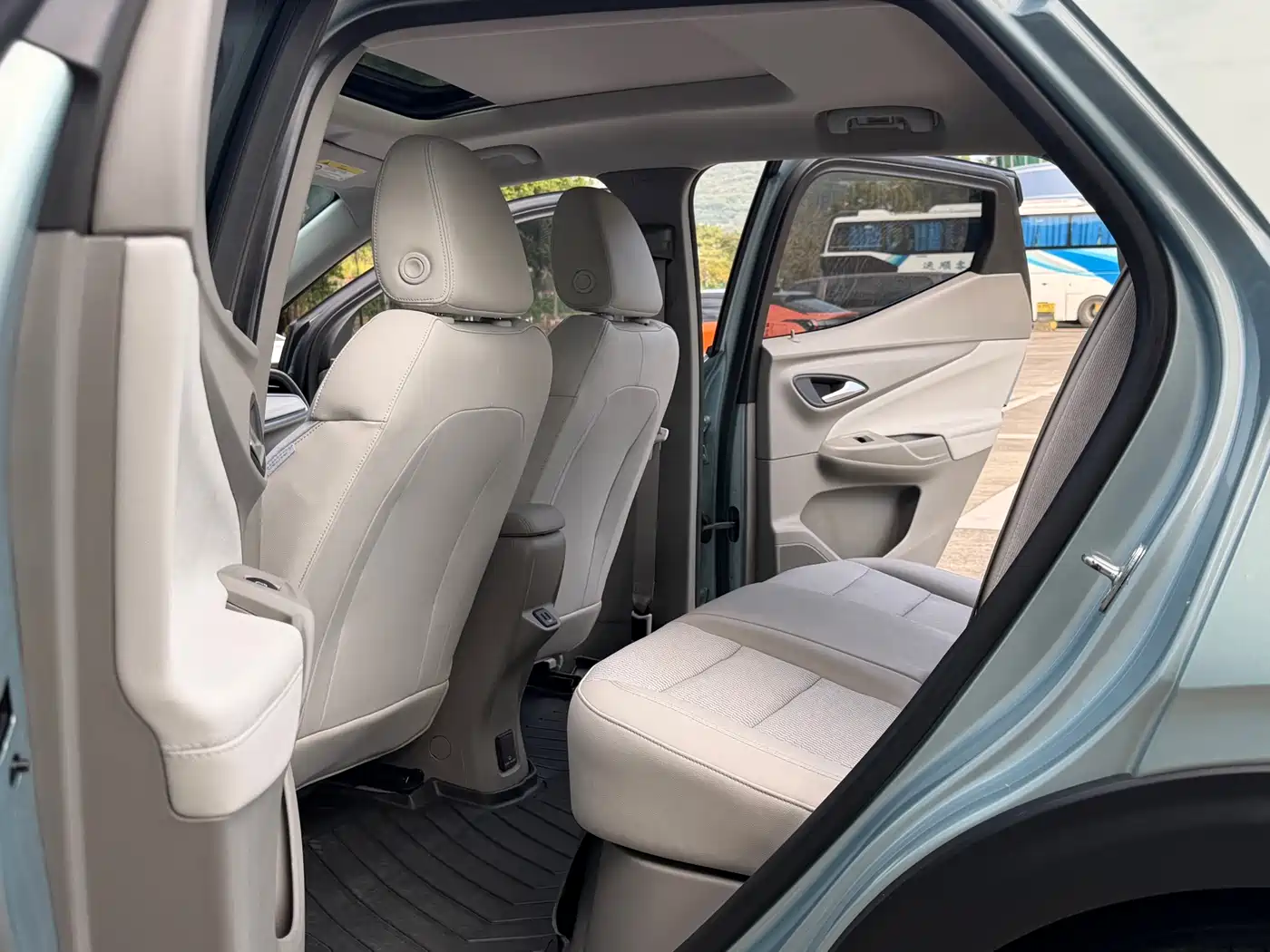 BUICK SLIGHTLY BLUE 7