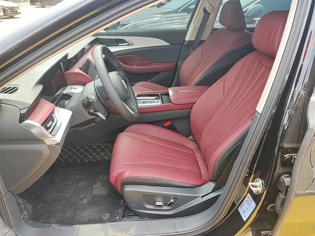 Hongqi H5 PHEV 2025 130 Super Hybrid Edition фото 15