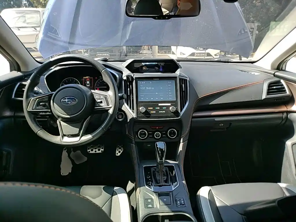 Photo 10 - Subaru XV